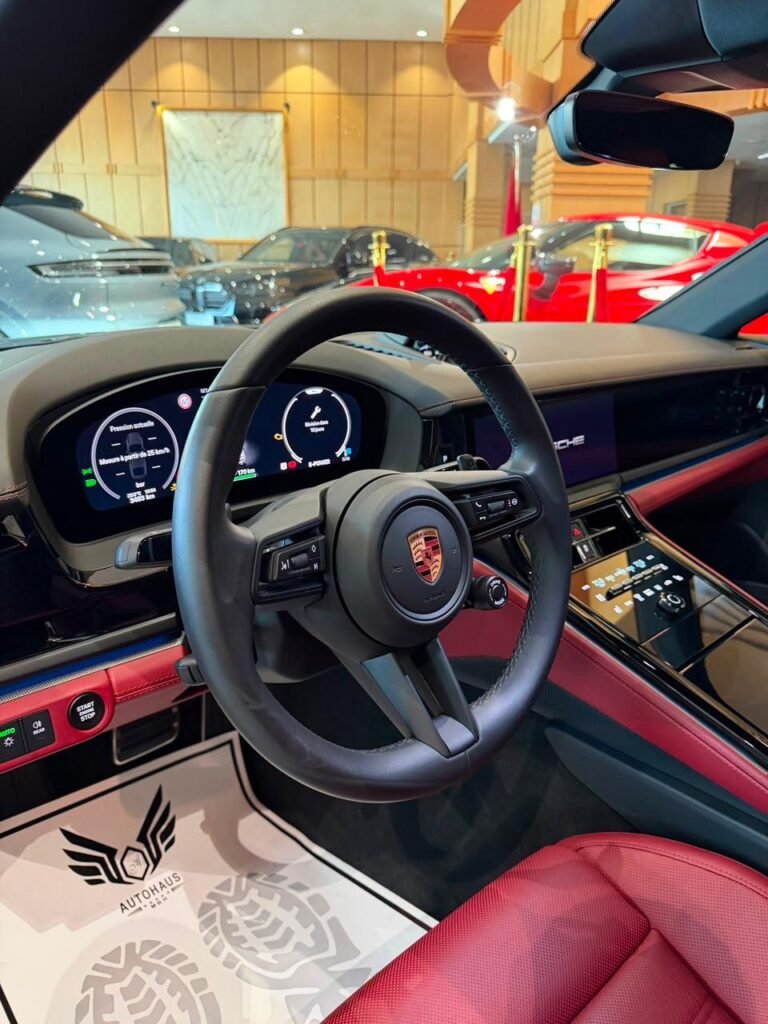 Porsche Panamera 4