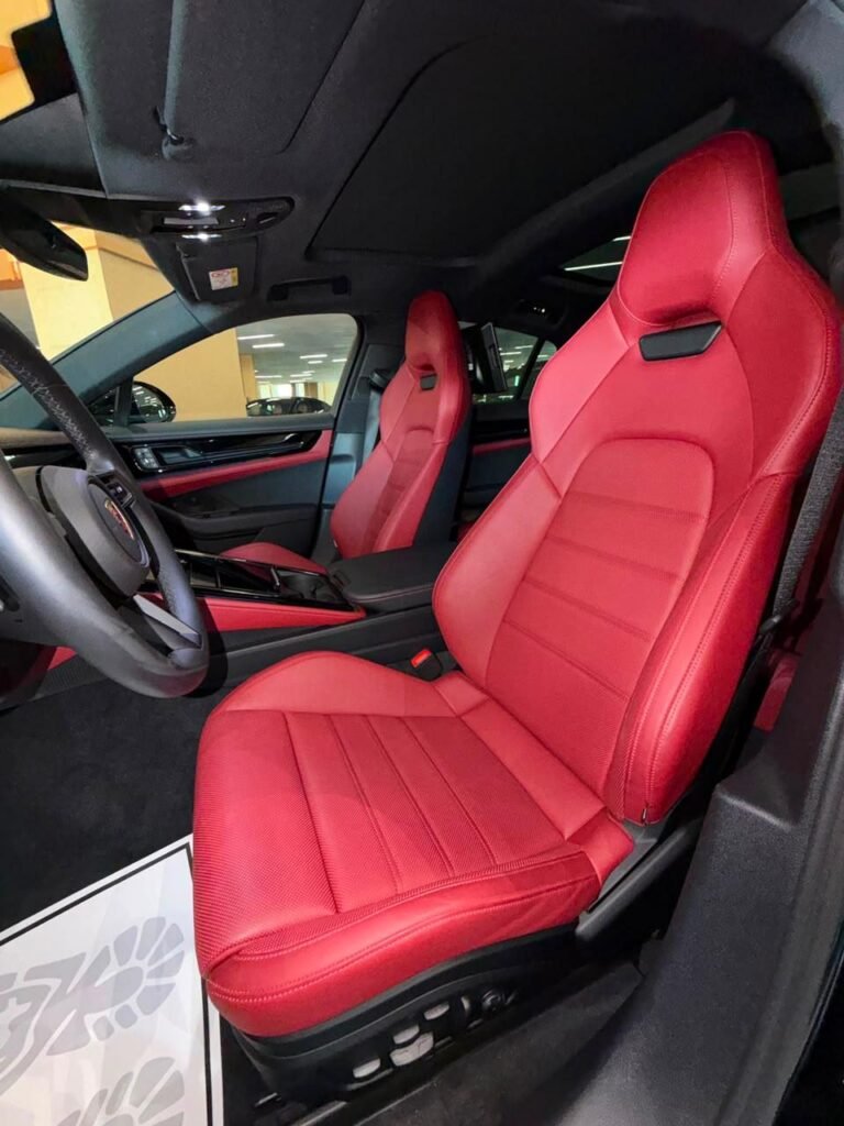 Porsche Panamera 4